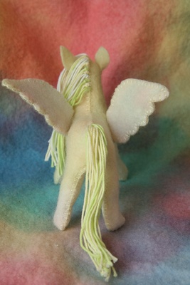 Multi-toned Pegasus (Lemon/Lime)