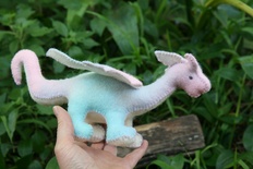Taraleigh's Dragon, Pink & Aqua Blend